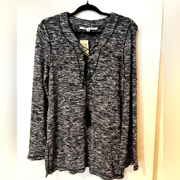 Max Studio Tops - NWT MAX STUDIO LONG SLEEVE TUNIC